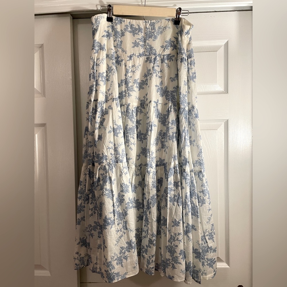 Ralph Lauren women’s maxi skirt. Brand new w/ tags; never worn.